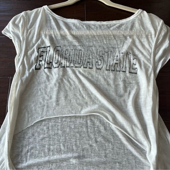 FSU seminoles let loose open back tee shirt Sz. Medium white black tissue - Picture 5 of 7